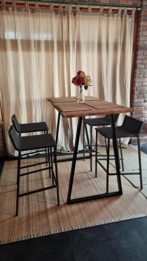 Modern Eingerichtete 3-Zi-Ferienwohnung Zu Vermieten Леффінген Екстер'єр фото
